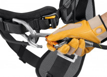 Привязь страховочная PETZL Astro Bod Fast